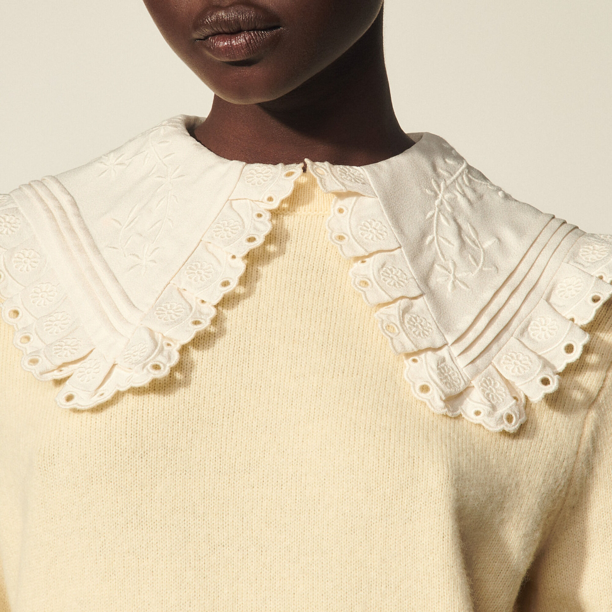 Wool sweater with embroidered collar Sandro Sandro Secondhand